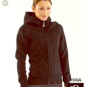 Black Lululemon hoodie